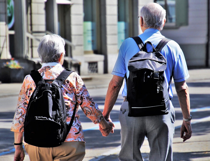 【萊沃醫(yī)療：知識分享】重陽將至，給爸媽的過節(jié)攻略，看這篇就夠了！